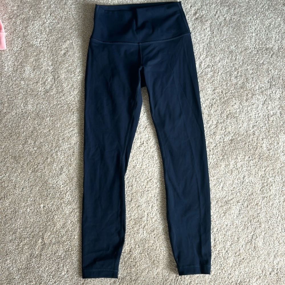 Lululemon wunder under high rise pant. Navy, size 4.